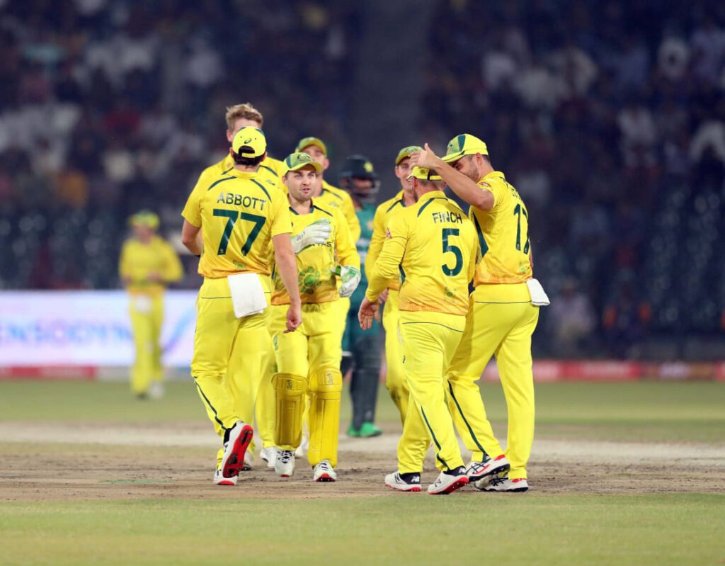 Australia defeated Pakistan in T20 International match
